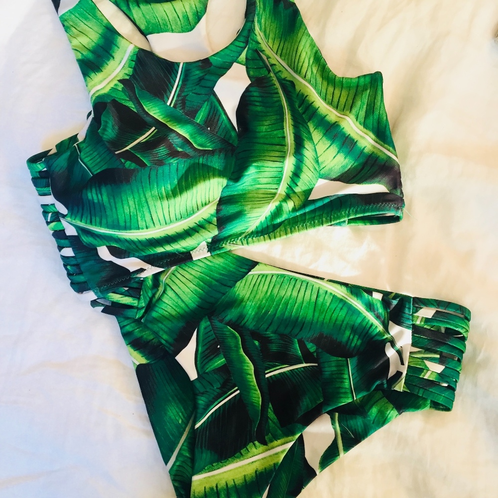 Adorable Tropical Print Two Piece Swim Suit